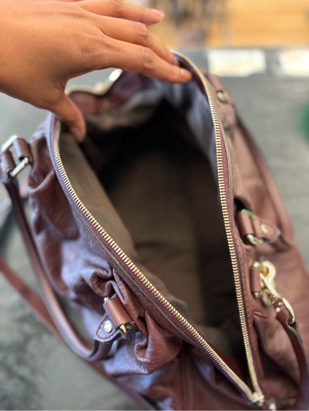 Gucci Guccissima Boston Bag | Authentic Vintage | Made in Italy | Japan Sourced - Picture 3 of 4